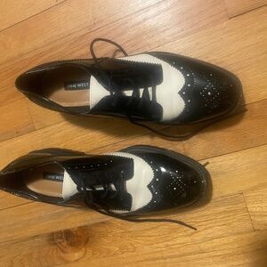 Women’s Oxford shoes